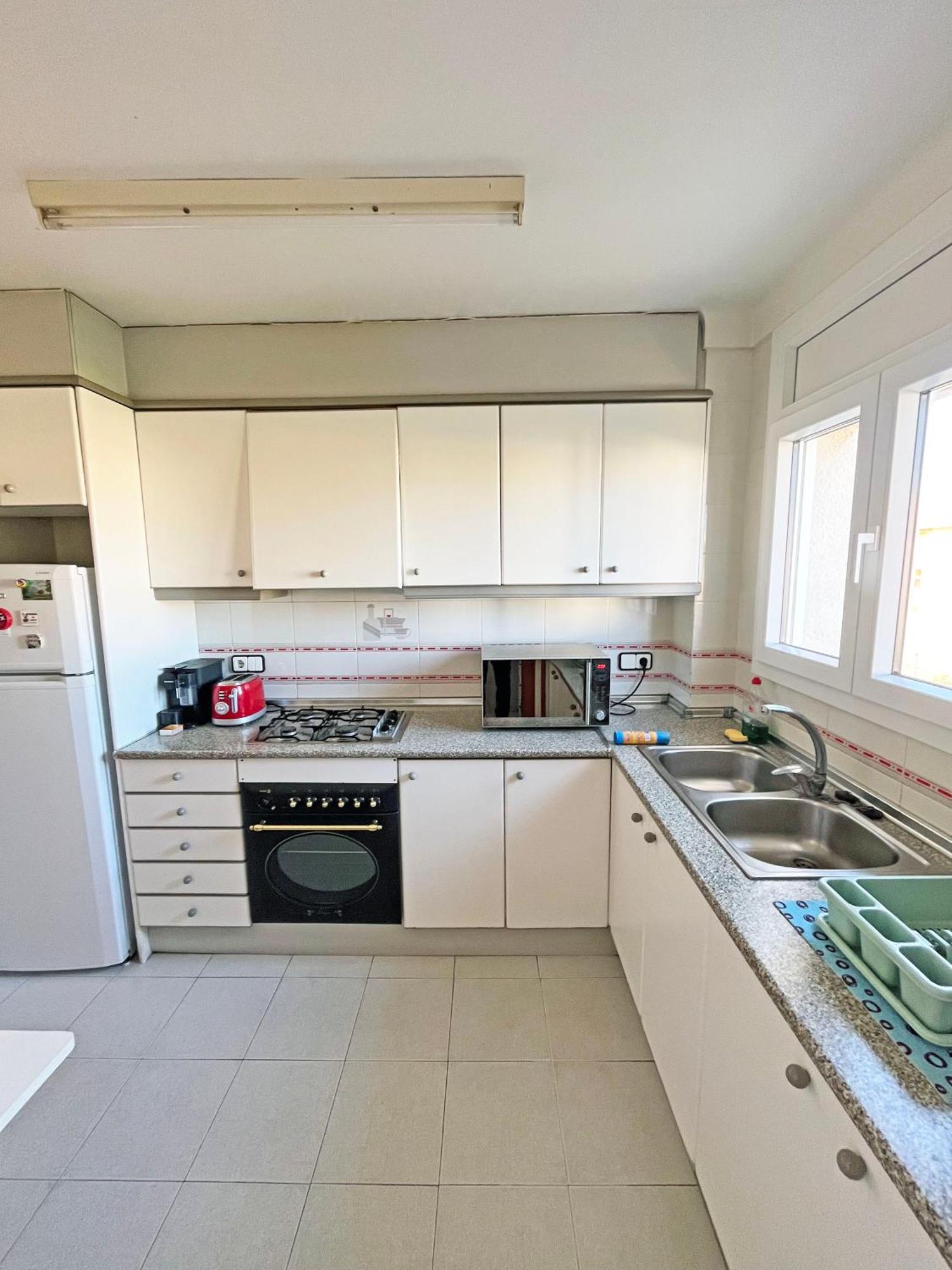 Apartamento De 3 Habitaciones En El Centro L' Escala Esterno foto