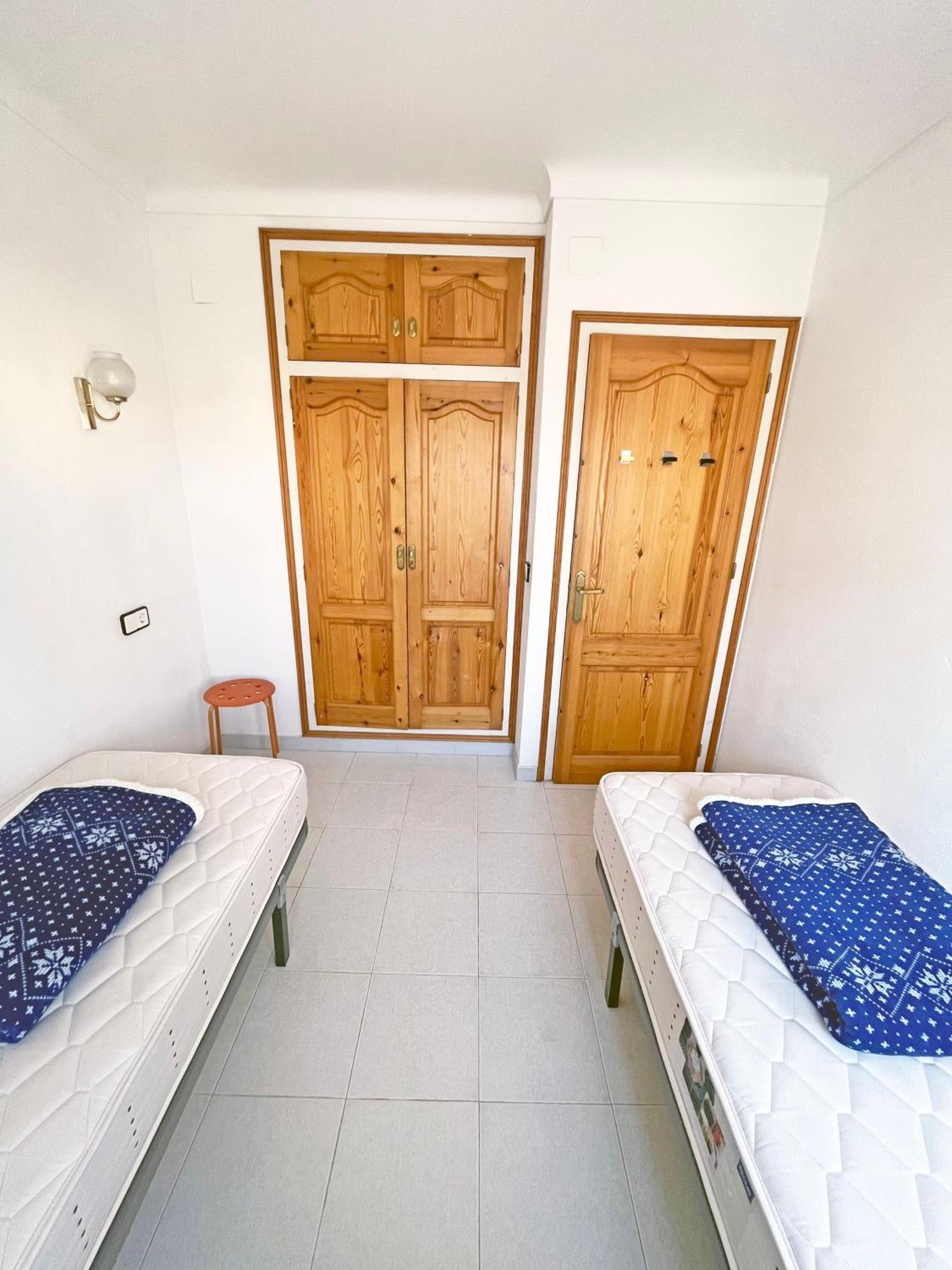 Apartamento De 3 Habitaciones En El Centro L' Escala Esterno foto