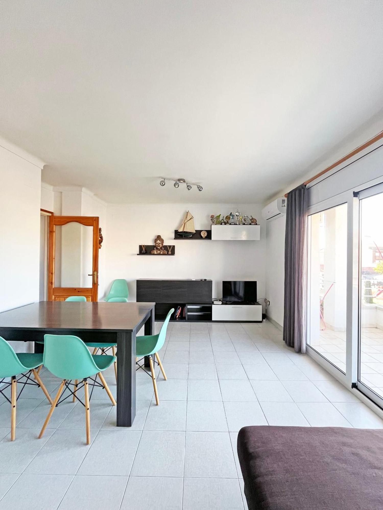 Apartamento De 3 Habitaciones En El Centro L' Escala Esterno foto